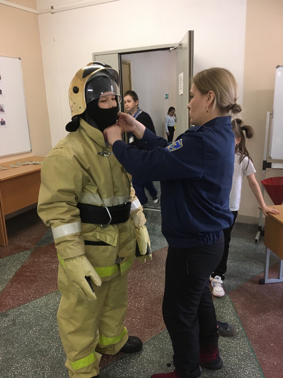 Выставка, посвященная 375-летию пожарной охраны России.