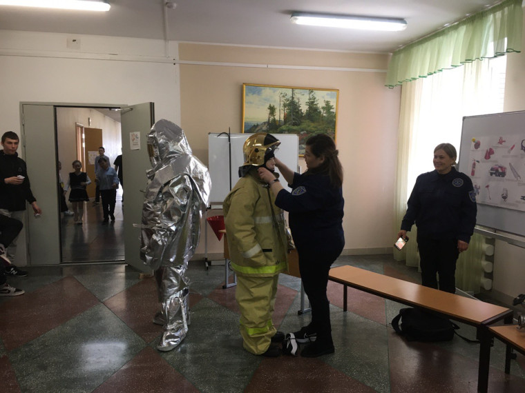Выставка, посвященная 375-летию пожарной охраны России.
